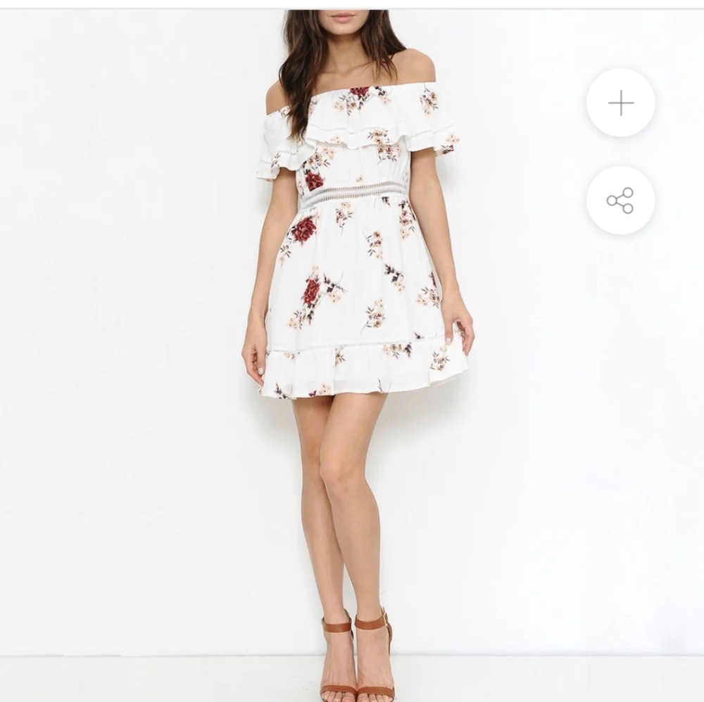 NWOT L'atiste off shoulder floral dress medium